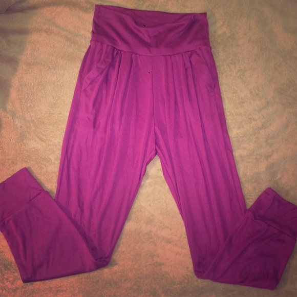 UNIQLO Women Easy Tapered Pants