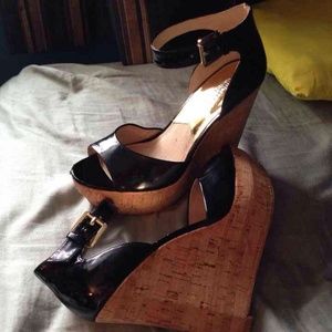 Michael kors pumps