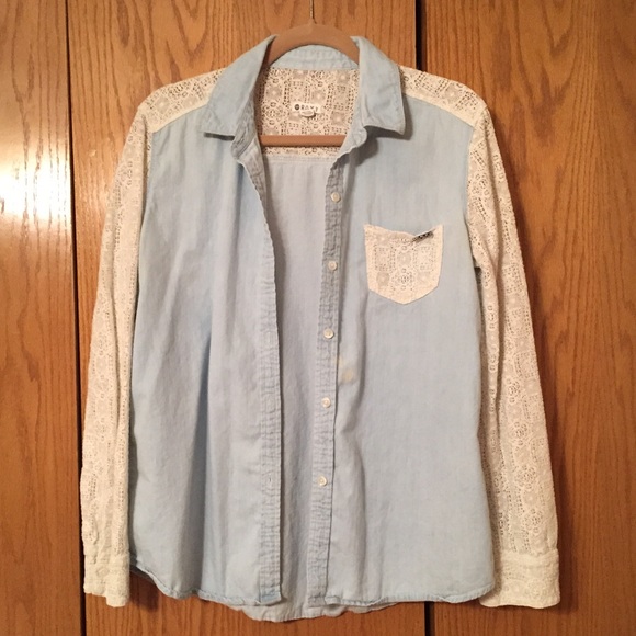 🚫SOLD IN BUNDLE🚫Lace and Denim Jacket