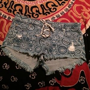Billabong Lite Hearted Shorts