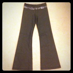 Lululemon yoga pants! Great condition!!