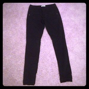 Black twill boyfriend crop pants
