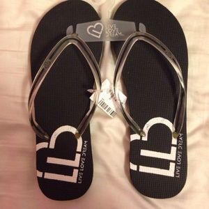 Black Aeropostale Slippers