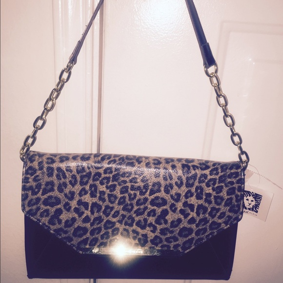 NWT Anne Klein Shimmer Down Purse Clutch - Picture 3 of 4