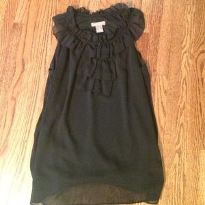 Black ruffled tank