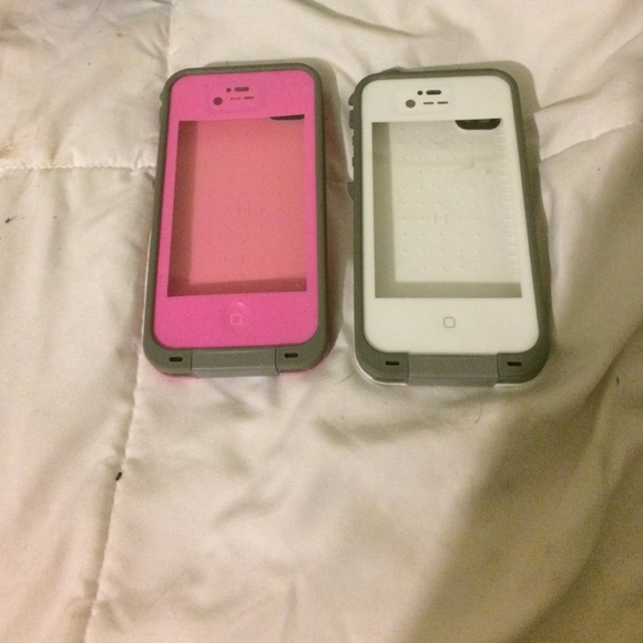 Two iPhone 4s waterproof cases