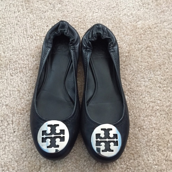 TORY BURCH Reva Ballet Flat  Silver/Black Leather