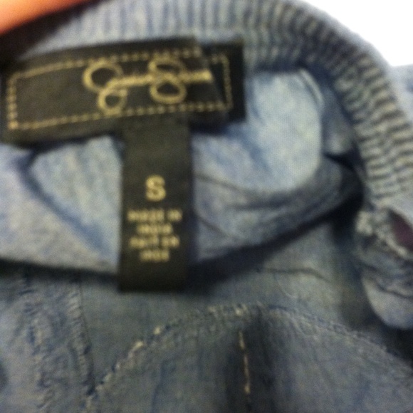 CHAMBRAY ROMPER WITH LACE DETAIL - Picture 2 of 3