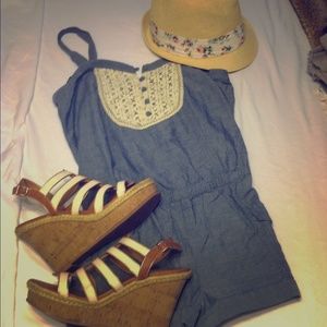 CHAMBRAY ROMPER WITH LACE DETAIL
