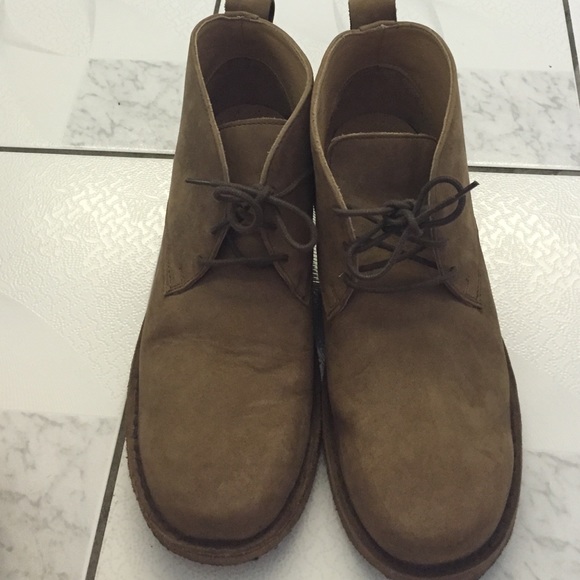 cabelas chukka boots