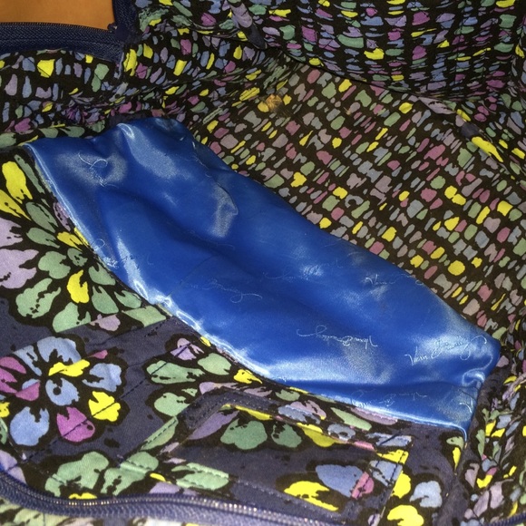 Brand-new Vera Bradley backpack - Picture 2 of 4