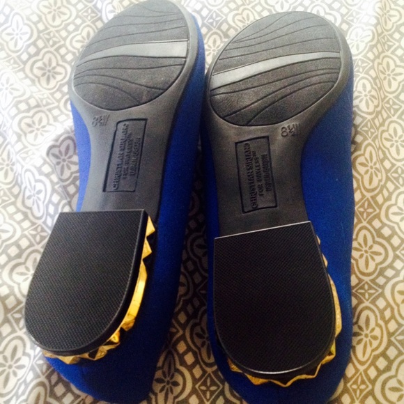 ๐HOST PICK๐ Celia Bow Flat - Picture 3 of 4