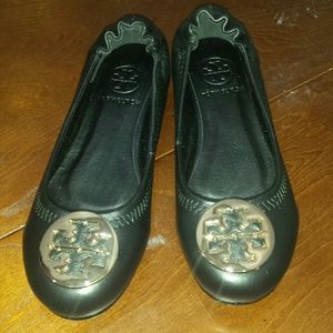 Black tory burch flats