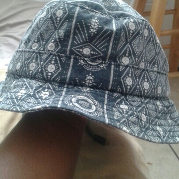 Huf customade head wear