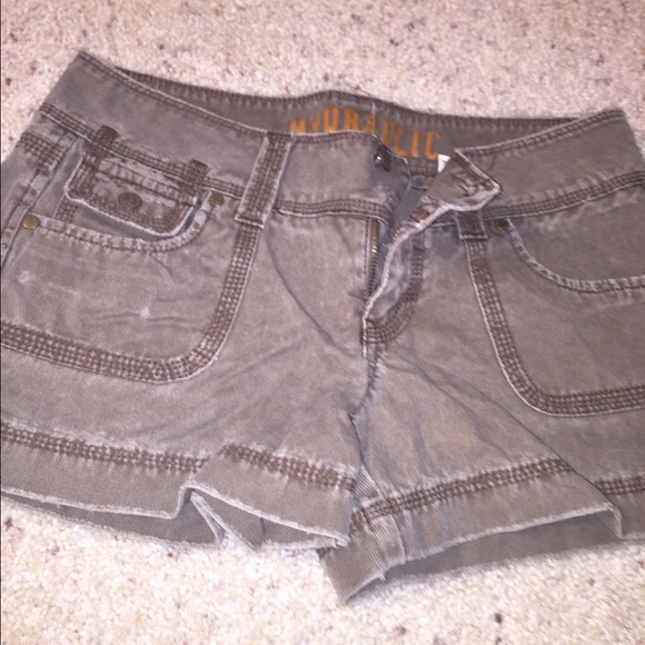 Hydraulic brown fade shorts
