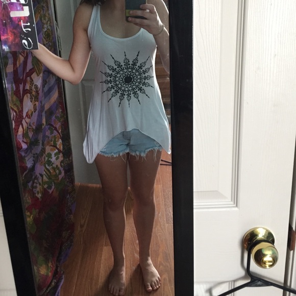 white tank top - Picture 2 of 2