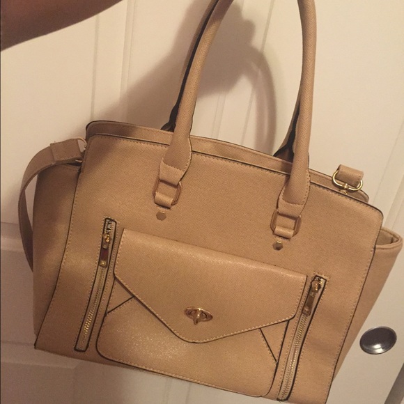 Handbag w/ strap