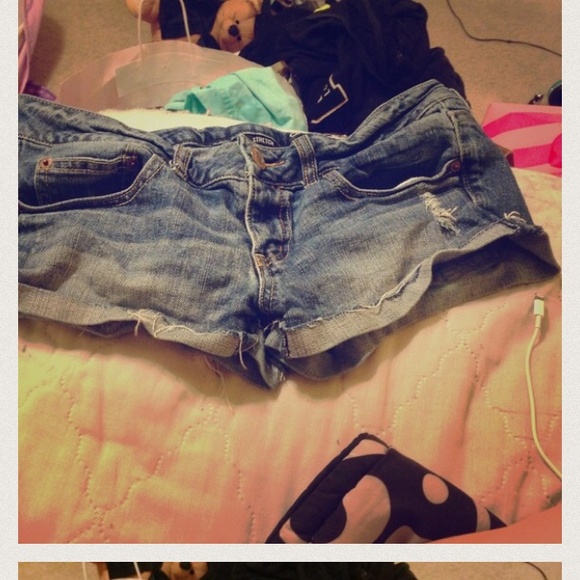 BUNDLE