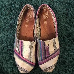 Patterned TOMS & carpe diem TOMS (2 in one)