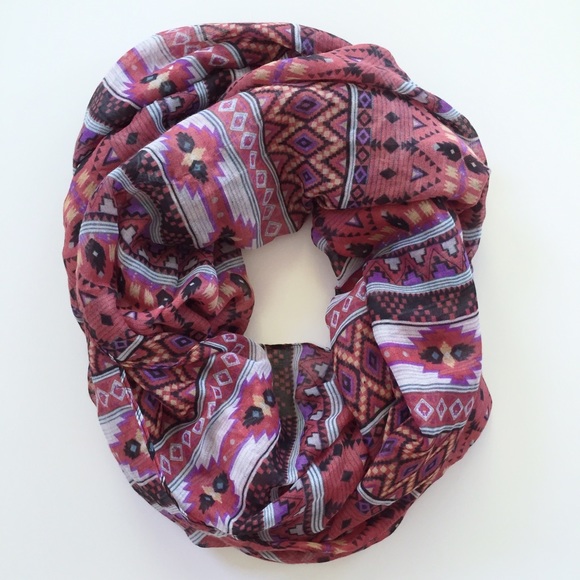 🎉HP!🎉Aztec print scarf