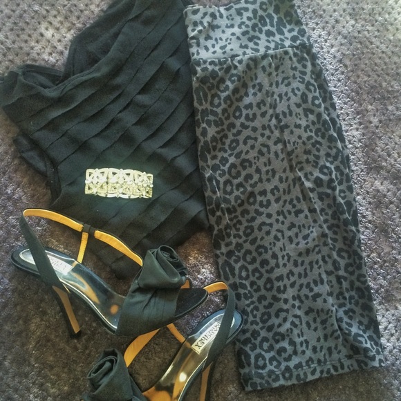 🆕🎀 Animal print pencil skirt 🎀