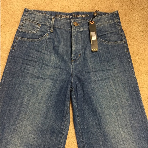 High waist jeans!!