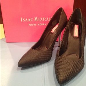 Isaac Mizrahi pump