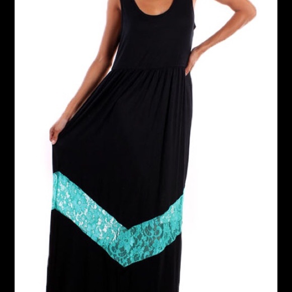 Black Color Block Maxi w/ Lace