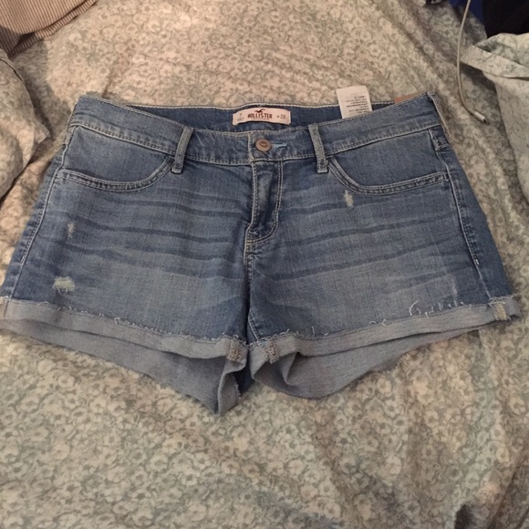 Light wash Hollister shorts