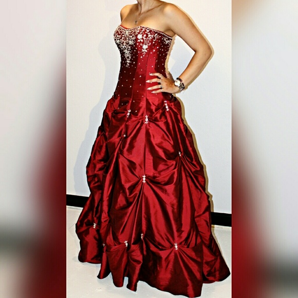 Quince / Prom Dress RESERVED - Picture 3 of 4