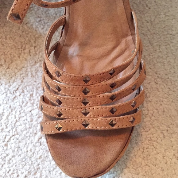 Wedges - Picture 2 of 2