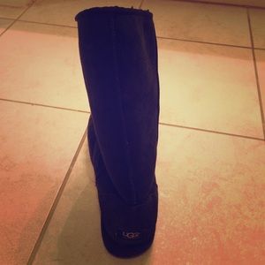 •SALE• black uggs!