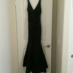 Black windsor dress