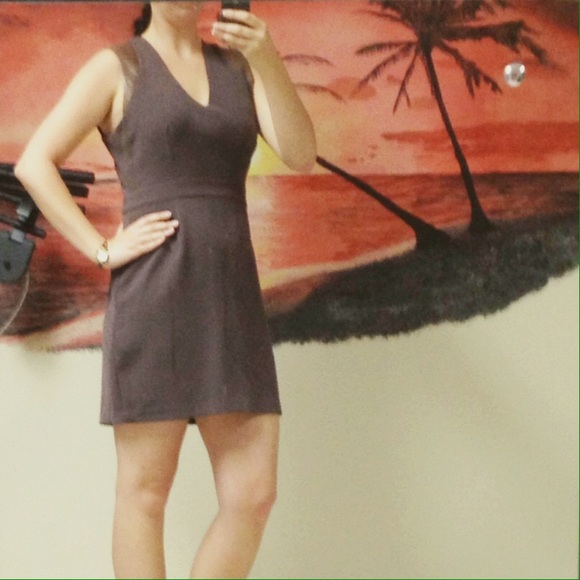 BB Dakota dress with leather trim - Picture 7 of 7