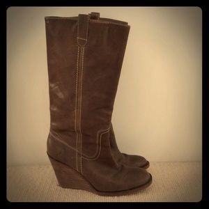 Beautiful Frye books!