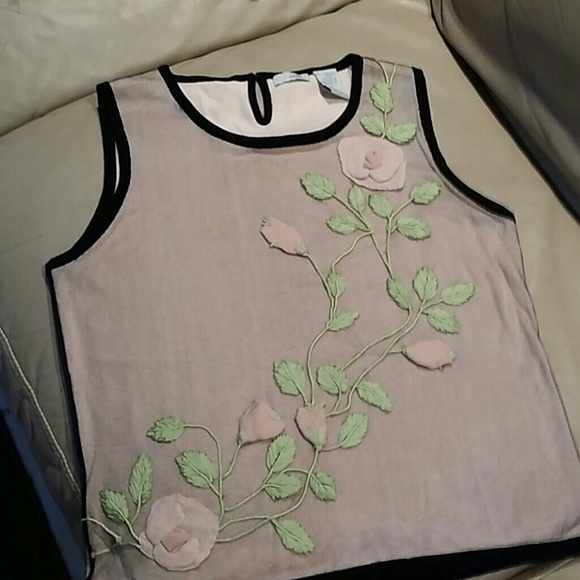 Odille Shirt ,with embroidery flowers