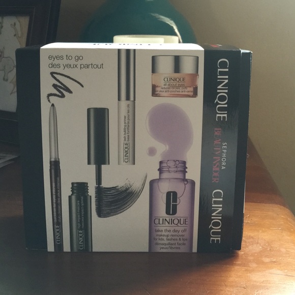 Clinique eyes to go