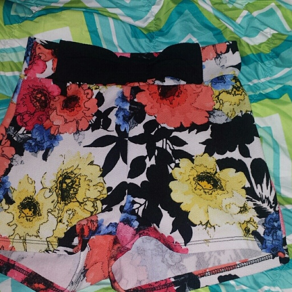 High waisted floral shorts