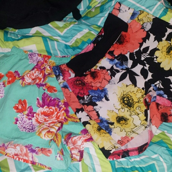 Bundle deal shorts - Picture 1 of 1