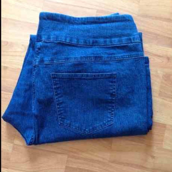 Women's Jeans - Picture 4 of 4