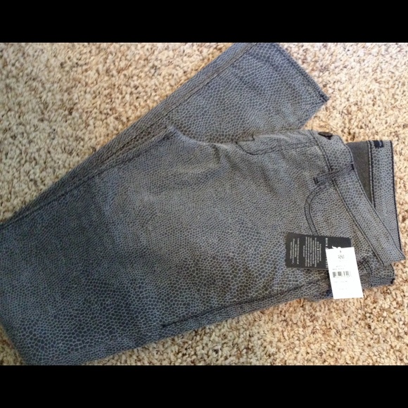 Gray small animal print skinny legging