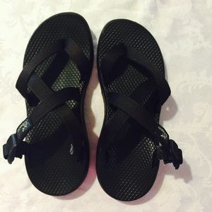 Wonderful Chacos size 9