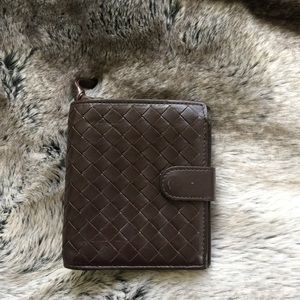 Bottega Veneta intrecciato leather flat wallet