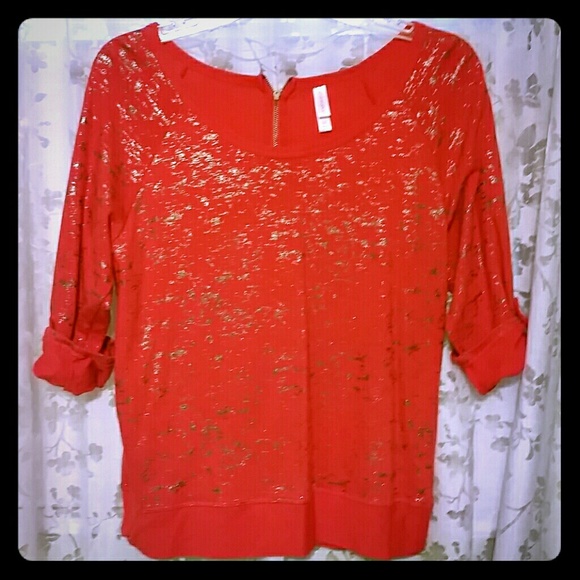 Sweater top with crop sleeves