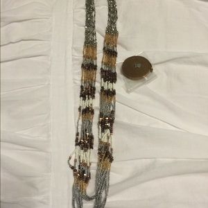 Stella & Dot necklace with earth tone beading