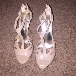 Steve Madden Nude Heels!!!