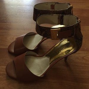 Authentic Michael Kors Snakeskin Sandal