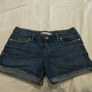 Size17 Levi's Midi Shorts