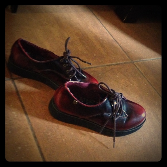 Red faux leather creepers