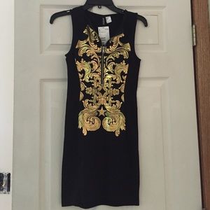 Black bodycon dress